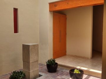 CASA EN VENTA EN RESIDENCIAL LAS QUINTAS LEÓN GTO