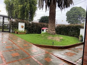 VENTA de CASAS en BOGOTA
