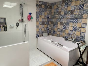 VENTA de CASAS en BOGOTA