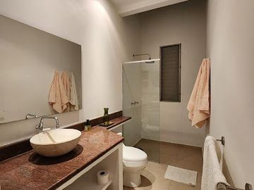 VENTA de CASAS en MELGAR