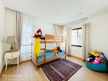 3 bedroom modern luxury house near ping river