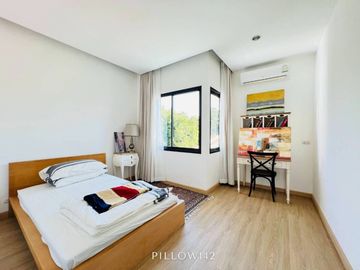 3 bedroom modern luxury house near ping river