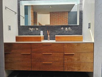 Casa Moderna con excelentes espacios