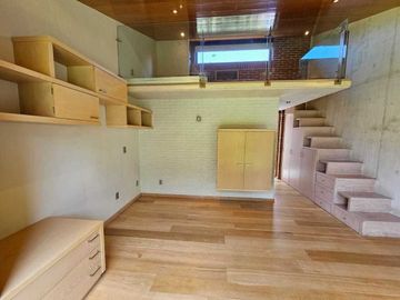 Casa Moderna con excelentes espacios