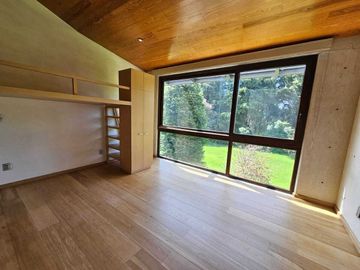 Casa Moderna con excelentes espacios