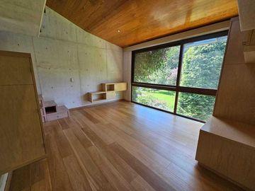 Casa Moderna con excelentes espacios