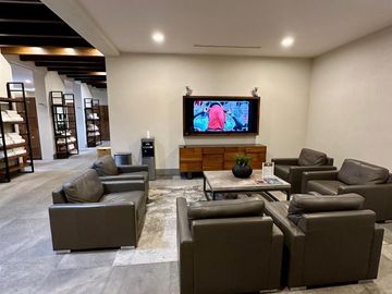 VENTA DE CASA EN TERRALTA RESIDENCIAL COUNTRY CLUB VALLE PONIENTE