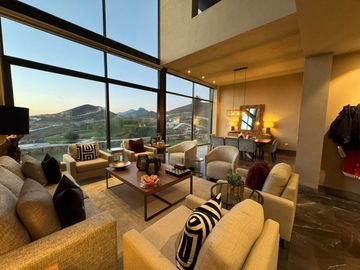 VENTA DE CASA EN TERRALTA RESIDENCIAL COUNTRY CLUB VALLE PONIENTE