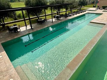 VENTA DE CASA EN TERRALTA RESIDENCIAL COUNTRY CLUB VALLE PONIENTE