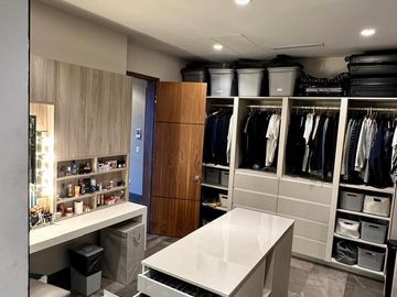 VENTA DE CASA EN TERRALTA RESIDENCIAL COUNTRY CLUB VALLE PONIENTE
