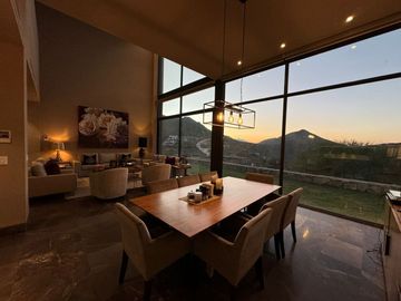 VENTA DE CASA EN TERRALTA RESIDENCIAL COUNTRY CLUB VALLE PONIENTE