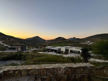 VENTA DE CASA EN TERRALTA RESIDENCIAL COUNTRY CLUB VALLE PONIENTE