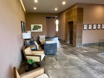 VENTA DE CASA EN TERRALTA RESIDENCIAL COUNTRY CLUB VALLE PONIENTE