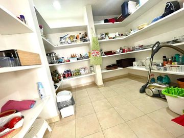 CASA EN VENTA EN LA HERRADURA