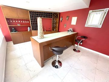 CASA EN VENTA EN LA HERRADURA