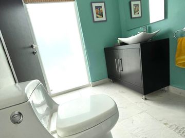 CASA EN VENTA EN LA HERRADURA