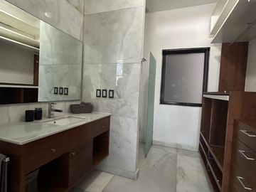 Elegante Loft, cerca de Cabo Norte Mérida, ideal para Airbnb