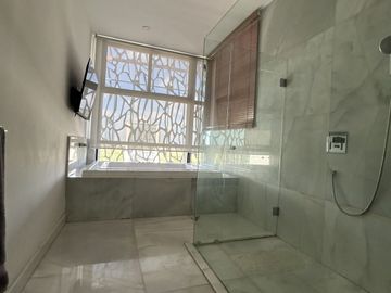 Elegante Loft, cerca de Cabo Norte Mérida, ideal para Airbnb