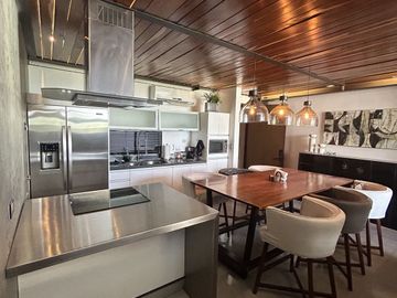 Elegante Loft, cerca de Cabo Norte Mérida, ideal para Airbnb