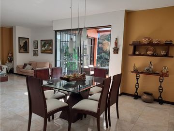 Venta de Casa en Condominio Ciudad Jardín Sur de Cali