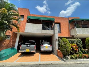 Venta de Casa en Condominio Ciudad Jardín Sur de Cali