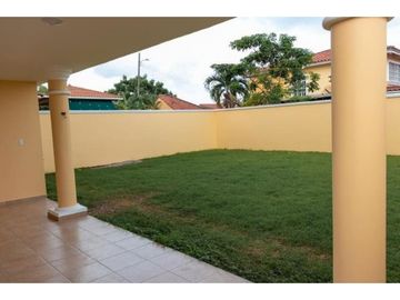 Se Vende Casa en Villa lucre Altos de San Rafael $395.000.00