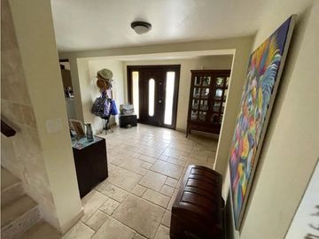 SE VENDE Hermosa casa en Cardenas Panama $750.00.00
