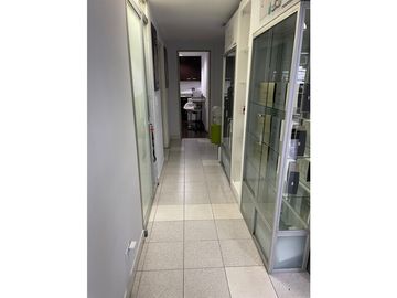 Se Vende bonito Local comercial Marbella 81.4 Mts $260.000.oo
