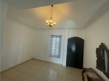 SE VENDE CASA EN SAN CARLOS
