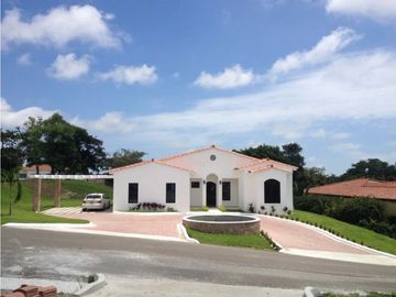 SE VENDE CASA EN SAN CARLOS