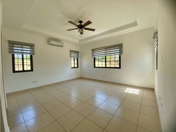 SE VENDE CASA EN SAN CARLOS