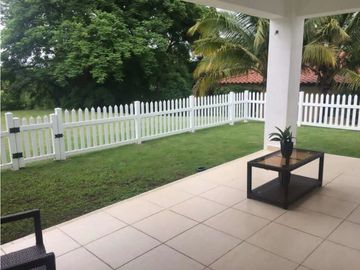 SE VENDE CASA EN SAN CARLOS