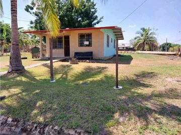 VENDO CASA EN LA MATA DE SANTIAGO DE VERAGUAS