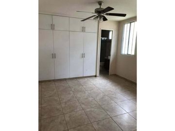 SE VENDE HERMOSA CASA