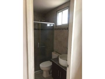 SE VENDE HERMOSA CASA