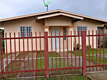 VENDO CASA EN EL ROBLE AGUADULCE
