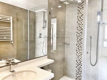 Departamento en Venta en Las Trinitarias. Nuestra Señora del Rosario.