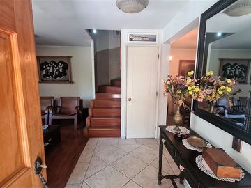 Casa en Venta en Santa Rosa de Huechuraba Colegio Pumahue