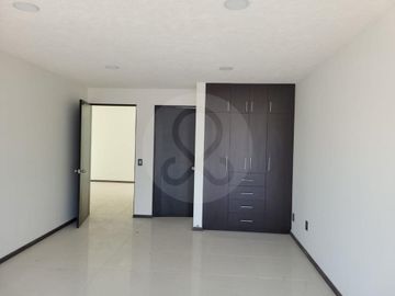 Casa en venta en Fraccionamiento Arboledas de San Javier