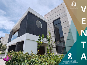 VENTA DE CASA NUEVA EN PARQUE HIDALGO, EN LOMAS DE ANGELOPOLIS