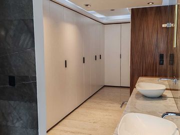 VENTA DE CASA NUEVA EN PARQUE HIDALGO, EN LOMAS DE ANGELOPOLIS