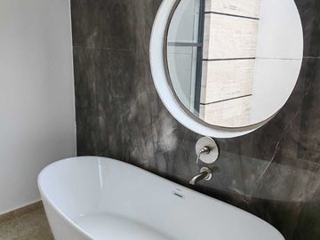VENTA DE CASA NUEVA EN PARQUE HIDALGO, EN LOMAS DE ANGELOPOLIS