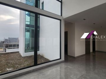 Bosques de las Misiones -CARRETERA NACIONAL- Casa  VENTA Santiago Nuevo León, 455 M2