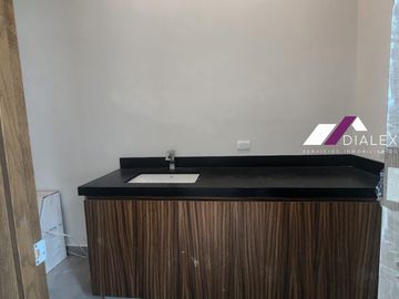 Bosques de las Misiones -CARRETERA NACIONAL- Casa  VENTA Santiago Nuevo León, 455 M2