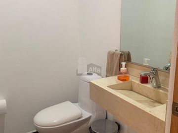 Casa en Venta Fracc. Los Patios, Col. Fuentes de  Tepepan, DelegaciónTlalpan,CDMX