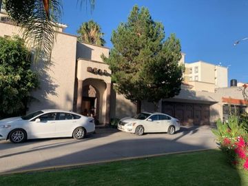CASA EN VENTA  HACIENDA LOS VERGELES (COLINAS DEL PARQUE) SAN LUIS POTOSI