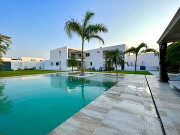 CASA VENTA MÉRIDA, CASA BLANCA, IMPONENTE, 1,043.96, 4 HABITS, 7 BAÑOS,  DZITYÁ.