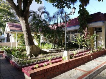 VENDO CASA  COMERCIAL Y RESIDENCIAL EN EL PRADO