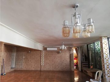VENDO CASA  COMERCIAL Y RESIDENCIAL EN EL PRADO