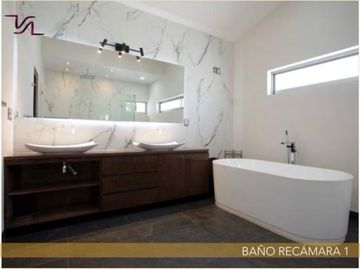 HERMOSA RESIDENCIA EN PARAISO COUNTRY CLUB